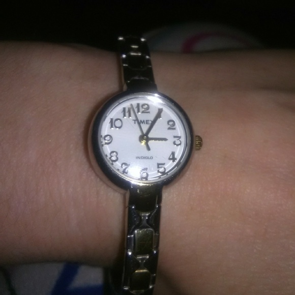 TIMEX WATCH - Picture 2 of 2